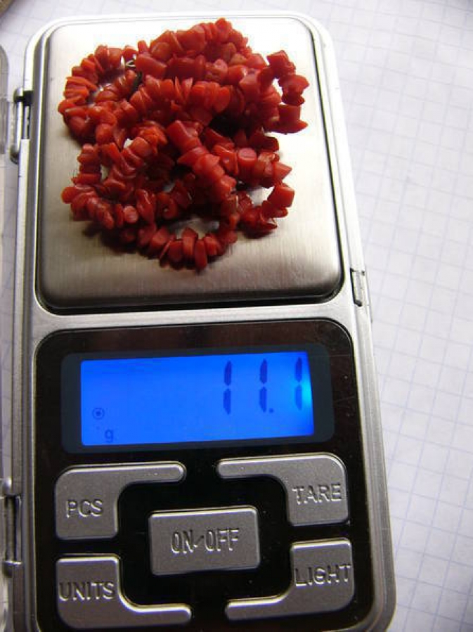 Нитка красного коралла, 11 грамм: 650 ₴ • Объявления • Mineral Catalog