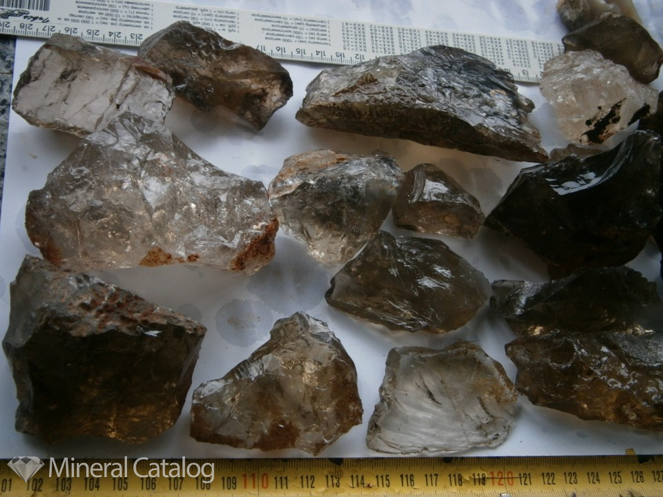 Дымчатый кварц 12.8кг лот: 10 000 ₴ • Объявления • Mineral Catalog