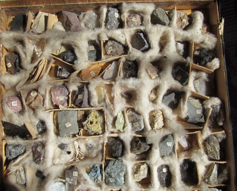 Коллекция минералов согласно Г.Лебедева: 4 000 ₴ • Объявления • Mineral Catalog