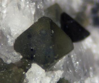 Периклаз (Periclase)