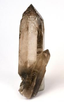 Раухтопаз  -  синоним  дымчатого  кварца (Smoky Quartz)