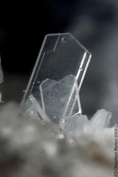 Санидин  (разн. ортоклаза) (Sanidine)