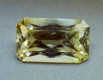 Датолит (Datolite)