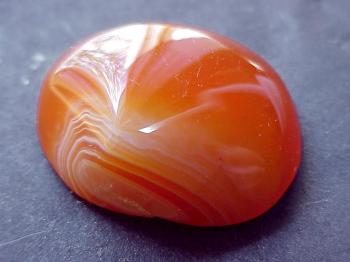 Карнелиан  (разн. халцедона) (Carnelian)